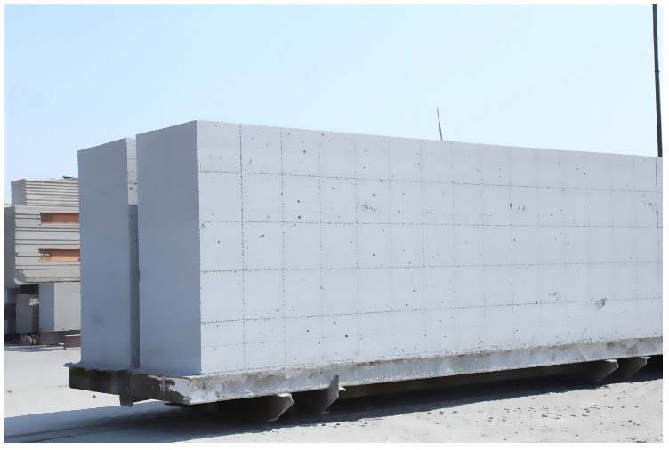 平川加气块 加气砌块 轻质砖气孔结构及其影响因素